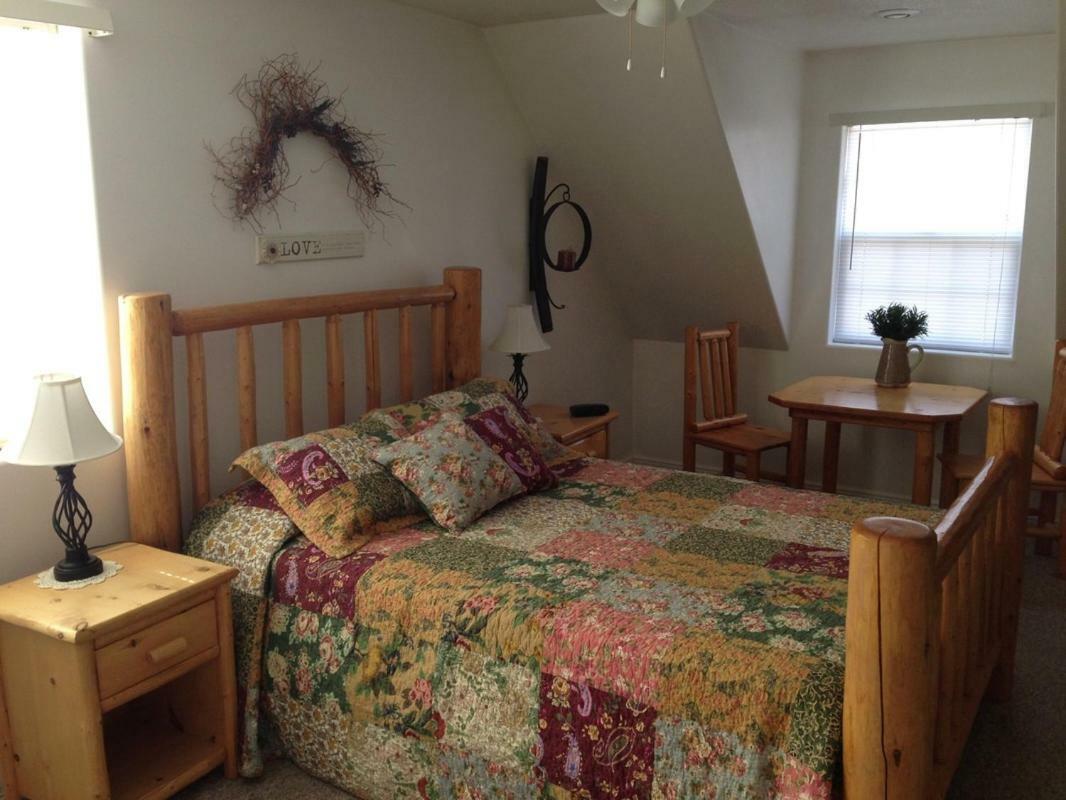 Bullberry inn Bed & Breakfast Tropic Eksteriør bilde